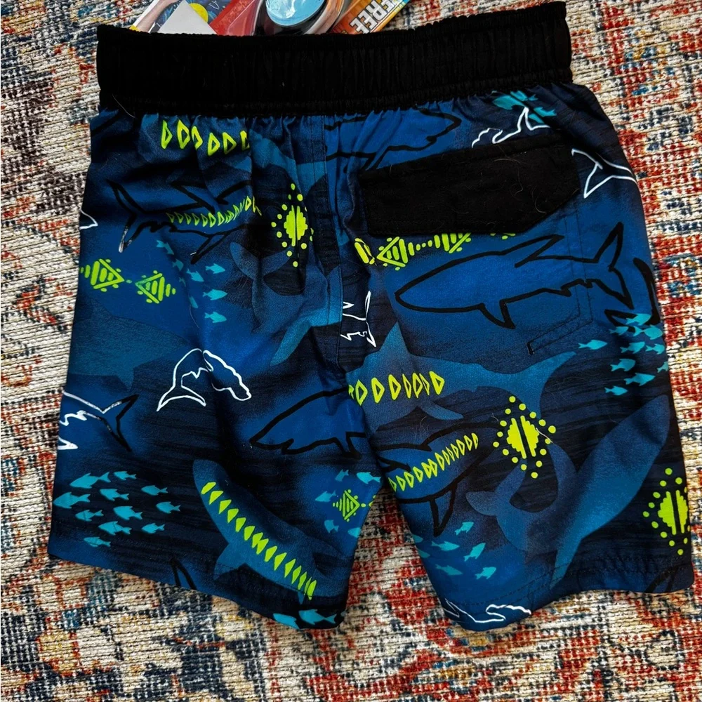 NWT Shark Print Swim Shorts & Googles UV Prot Boys Sz 4 - 5 Zeroposure Quick Dry - Picture 2 of 12